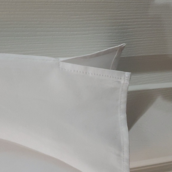 White blouse - Picture 6 of 6